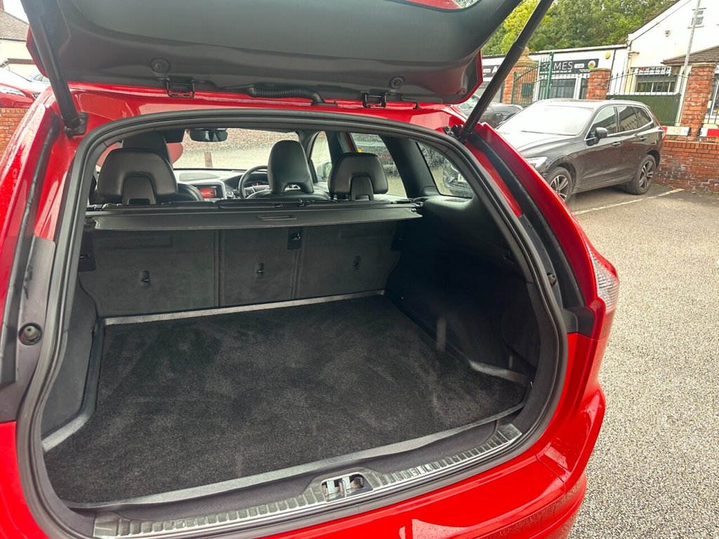 Used Volvo XC60 2017 for sale - 76642226: Photo 30