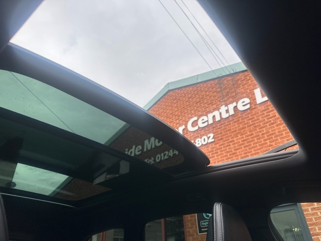 Used Volvo XC60 2017 for sale - 77708745: Photo 32