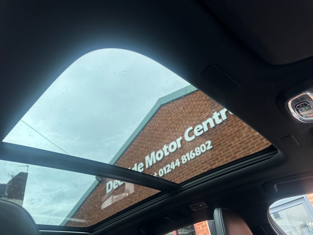 Used Volvo XC60 2017 for sale - 77708745: Photo 33