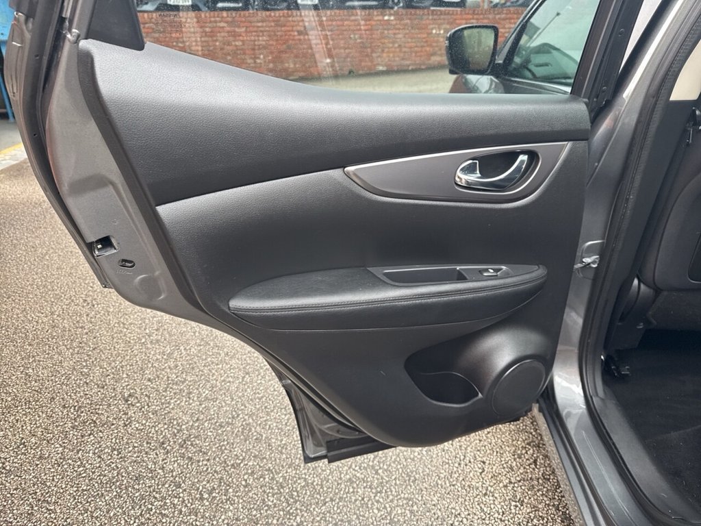 Used Nissan Qashqai 2018 for sale - 76279494: Photo 40