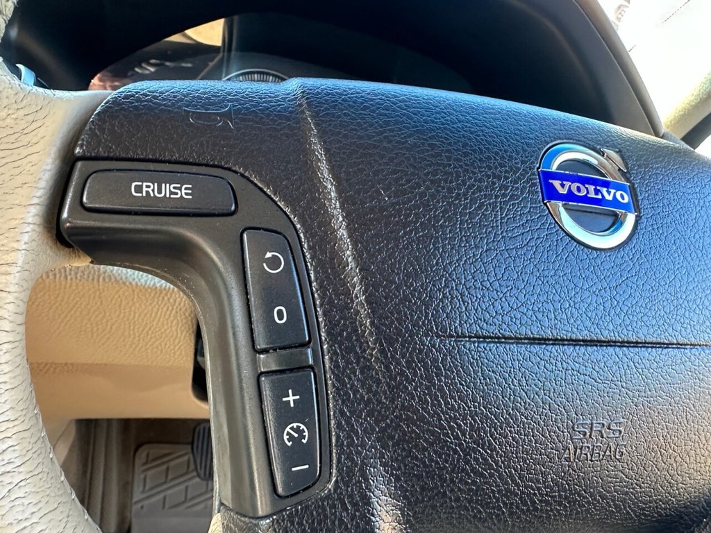 Used Volvo XC70 2006 for sale - 76132131: Photo 38