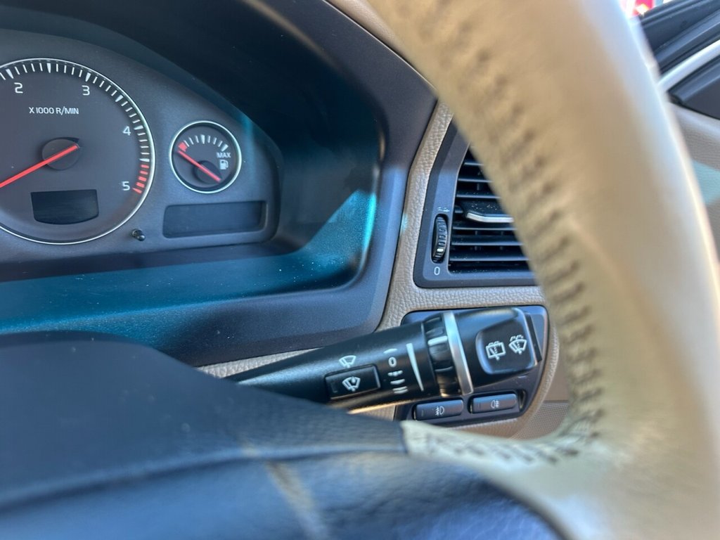 Used Volvo XC70 2006 for sale - 76132131: Photo 40