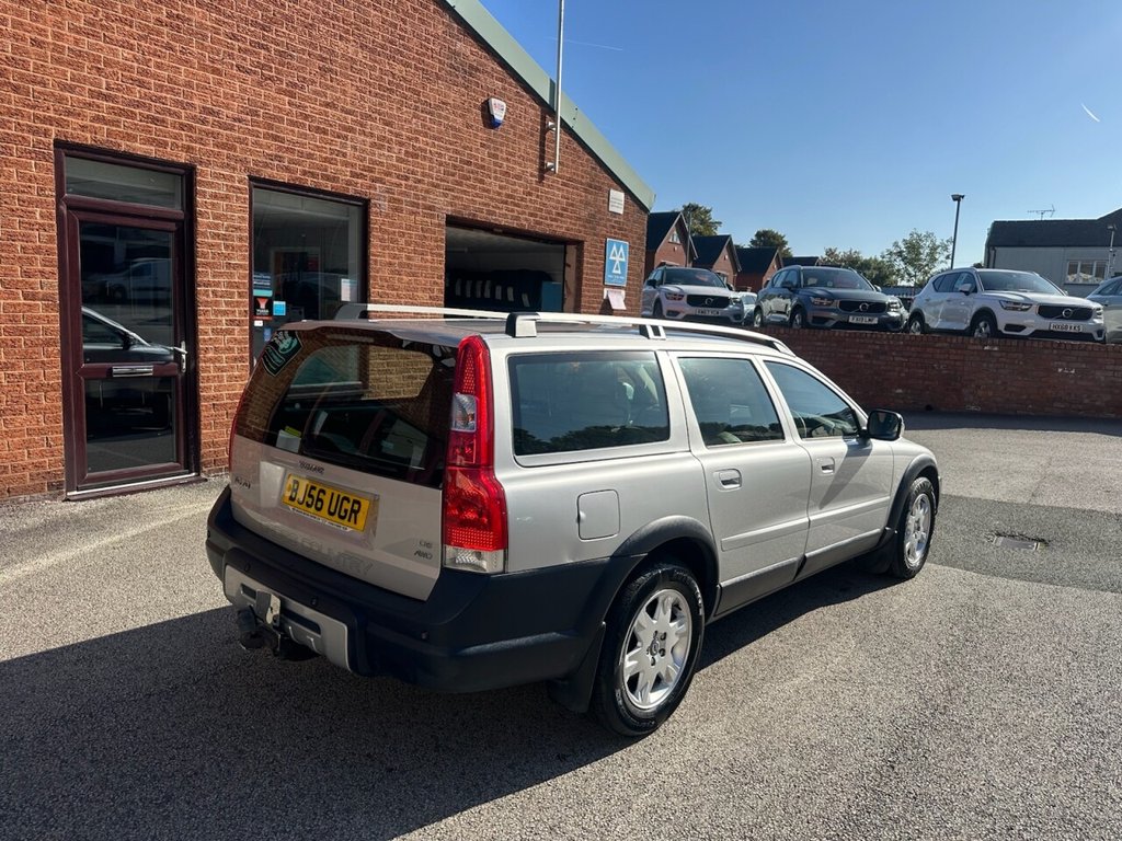 Used Volvo XC70 2006 for sale - 76132131: Photo 48