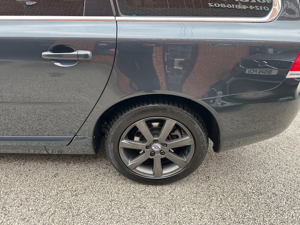 Used Volvo V70 2016 for sale - 76291791: Photo 32