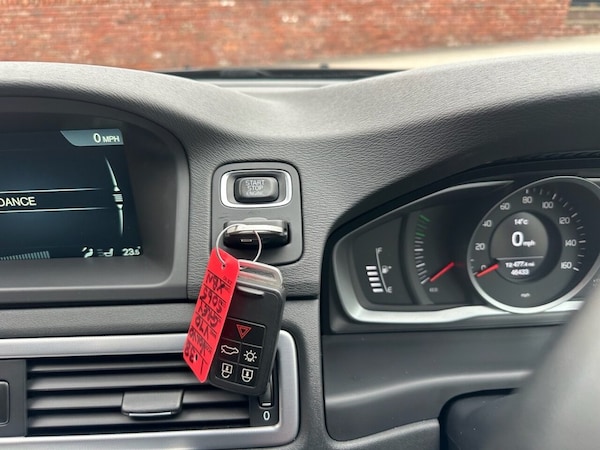 Used Volvo V70 2016 for sale - 76291791: Photo 34