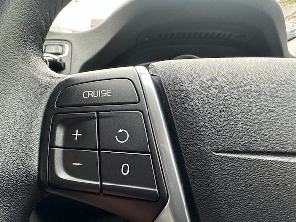 Used Volvo V70 2016 for sale - 76291791: Photo 38