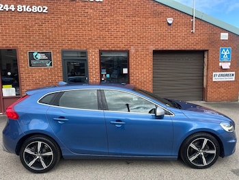 Used Volvo V40 2016 for sale - 78288607: Photo