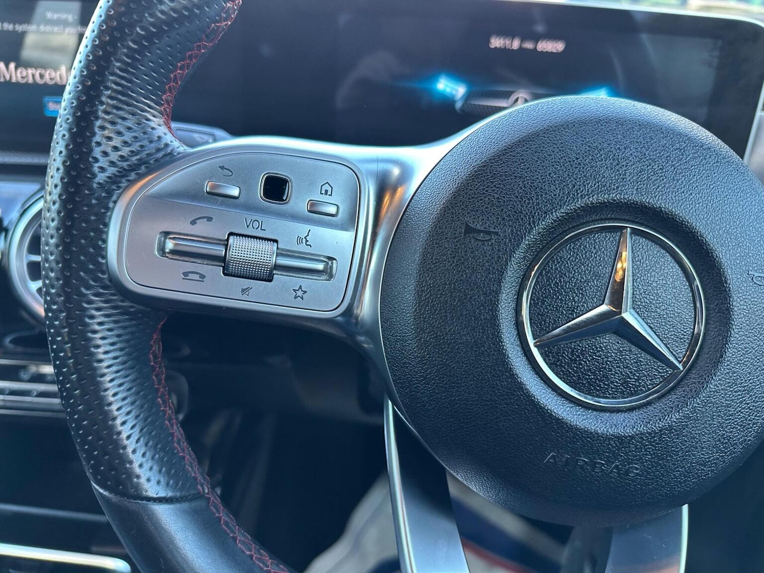 Used Mercedes-Benz A-Class 2019 for sale - 76817980: Photo 21