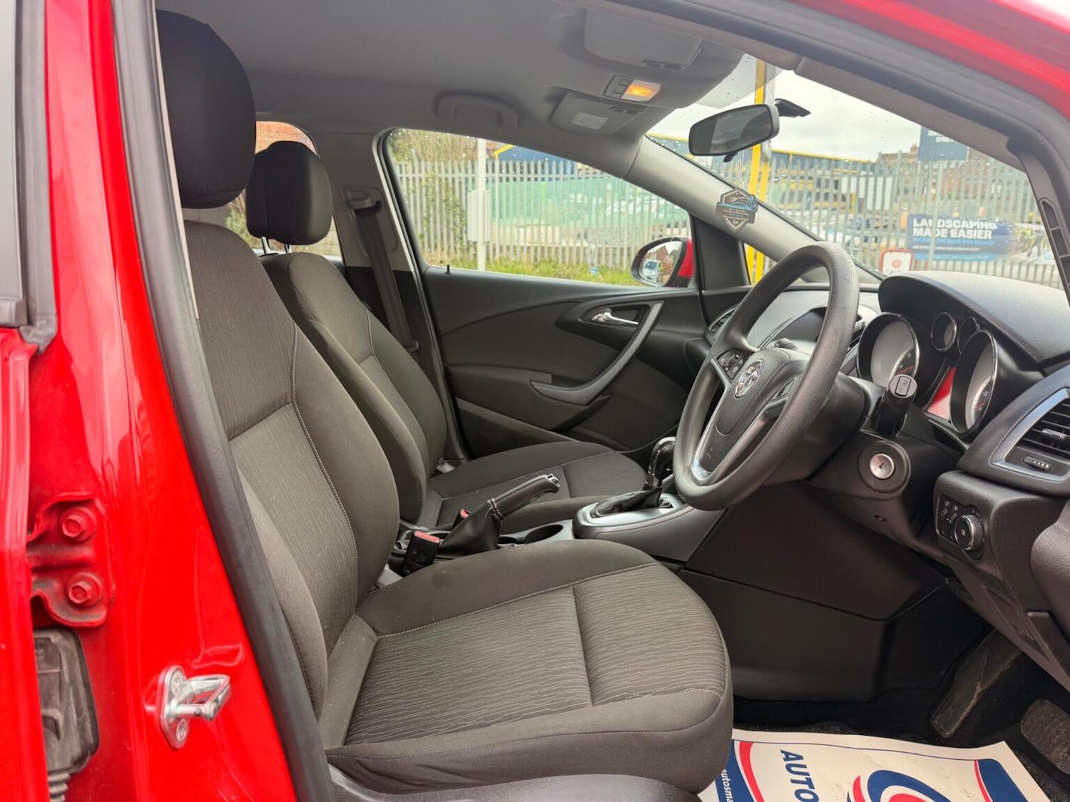 Used Vauxhall Astra 2015 for sale - 78018392: Photo 11