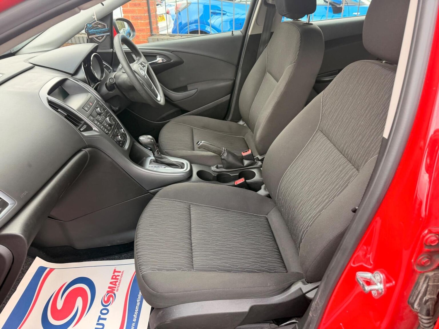 Used Vauxhall Astra 2015 for sale - 78018392: Photo 8