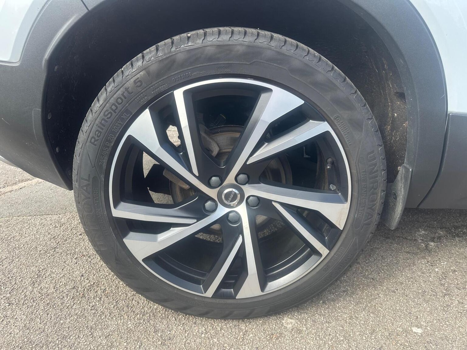 Used Volvo XC40 2020 for sale - 78031752: Photo 25