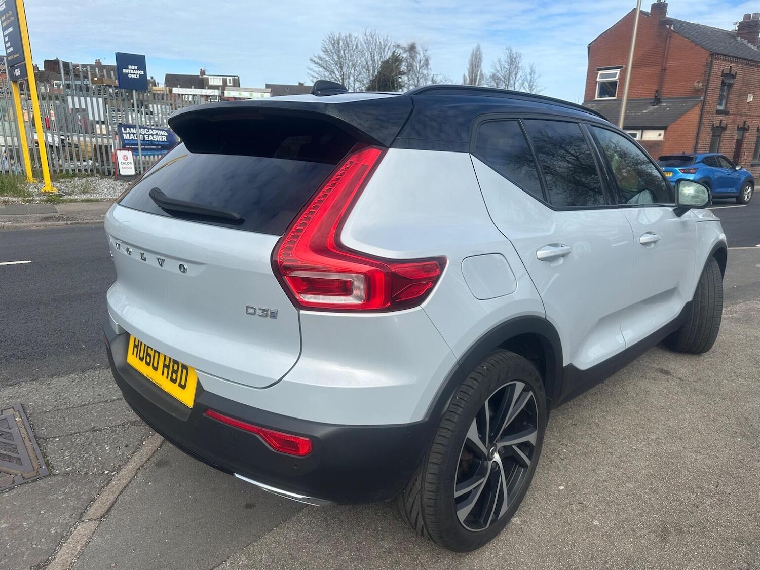 Used Volvo XC40 2020 for sale - 78031752: Photo 3