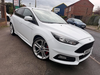 Used Ford Focus 2016 for sale - 78250102: Photo