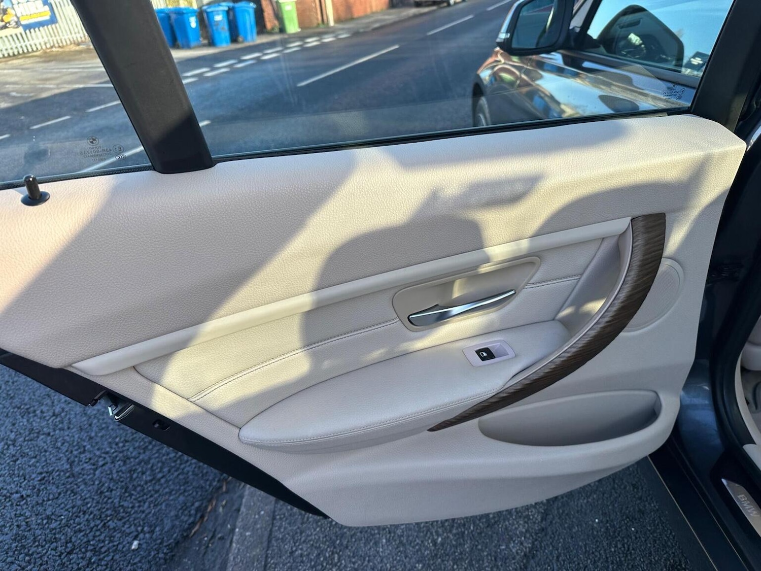 Used BMW 3 Series 2012 for sale - 77357357: Photo 24