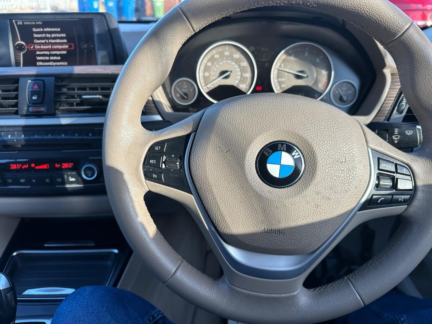 Used BMW 3 Series 2012 for sale - 77357357: Photo 30