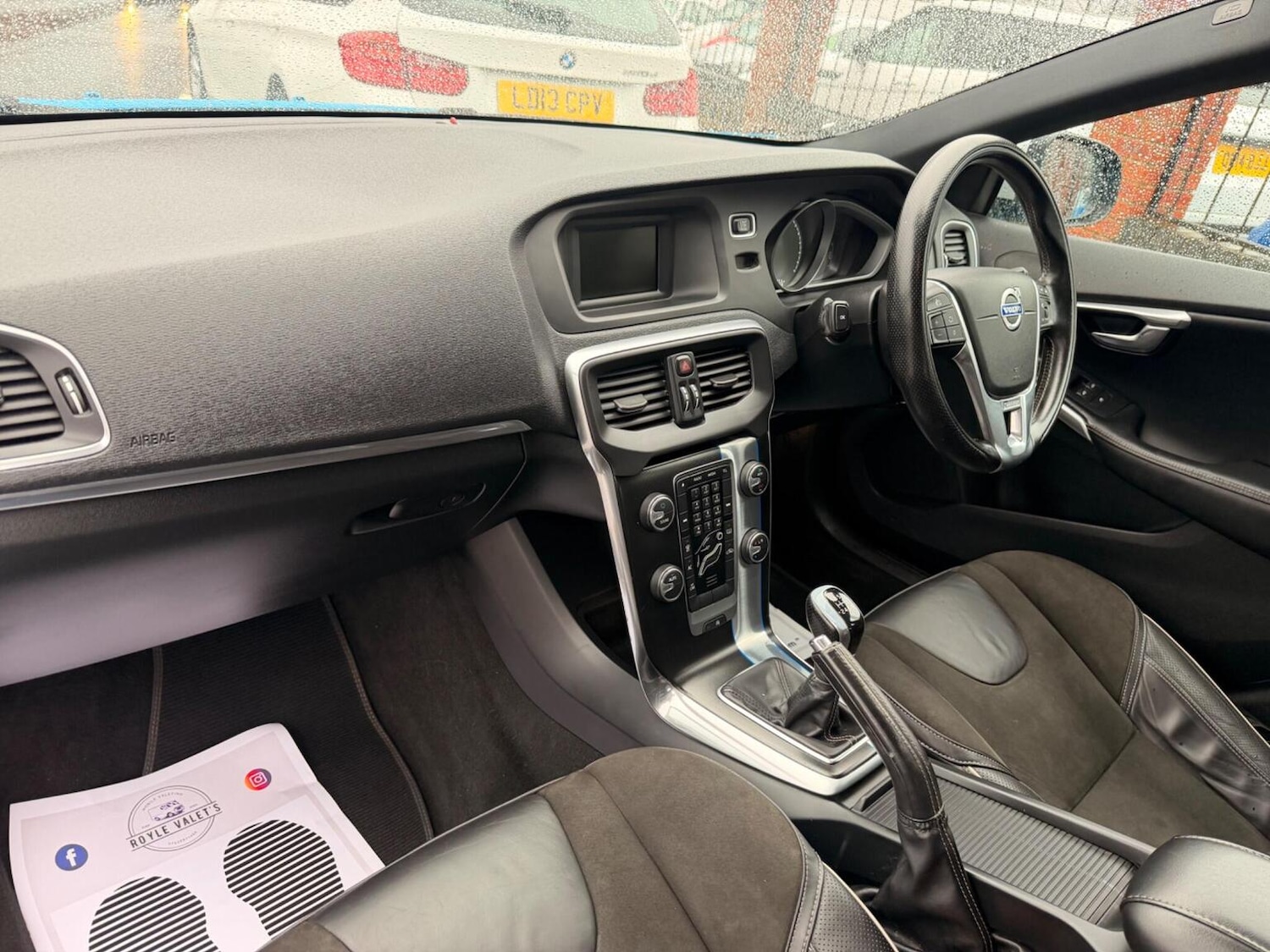 Used Volvo V40 2015 for sale - 77622376: Photo 15