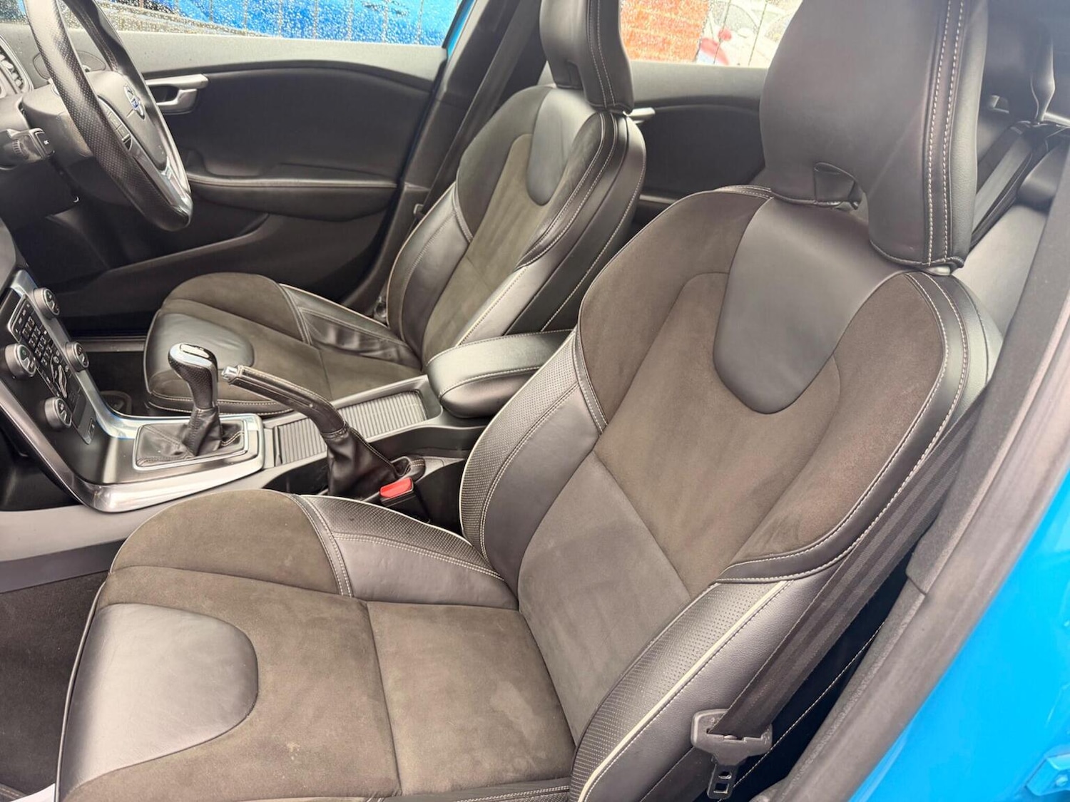 Used Volvo V40 2015 for sale - 77622376: Photo 16