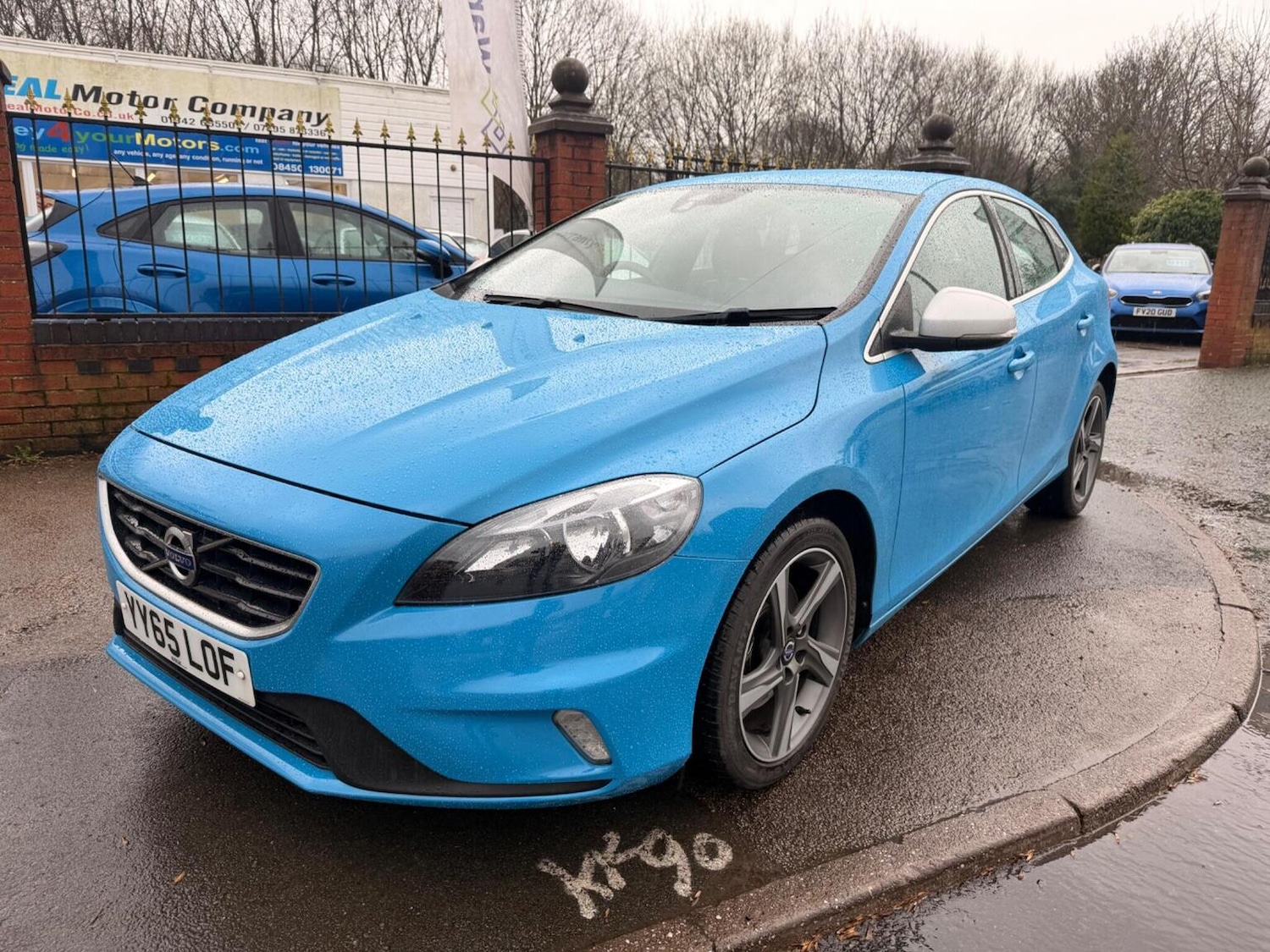 Used Volvo V40 2015 for sale - 77622376: Photo 8