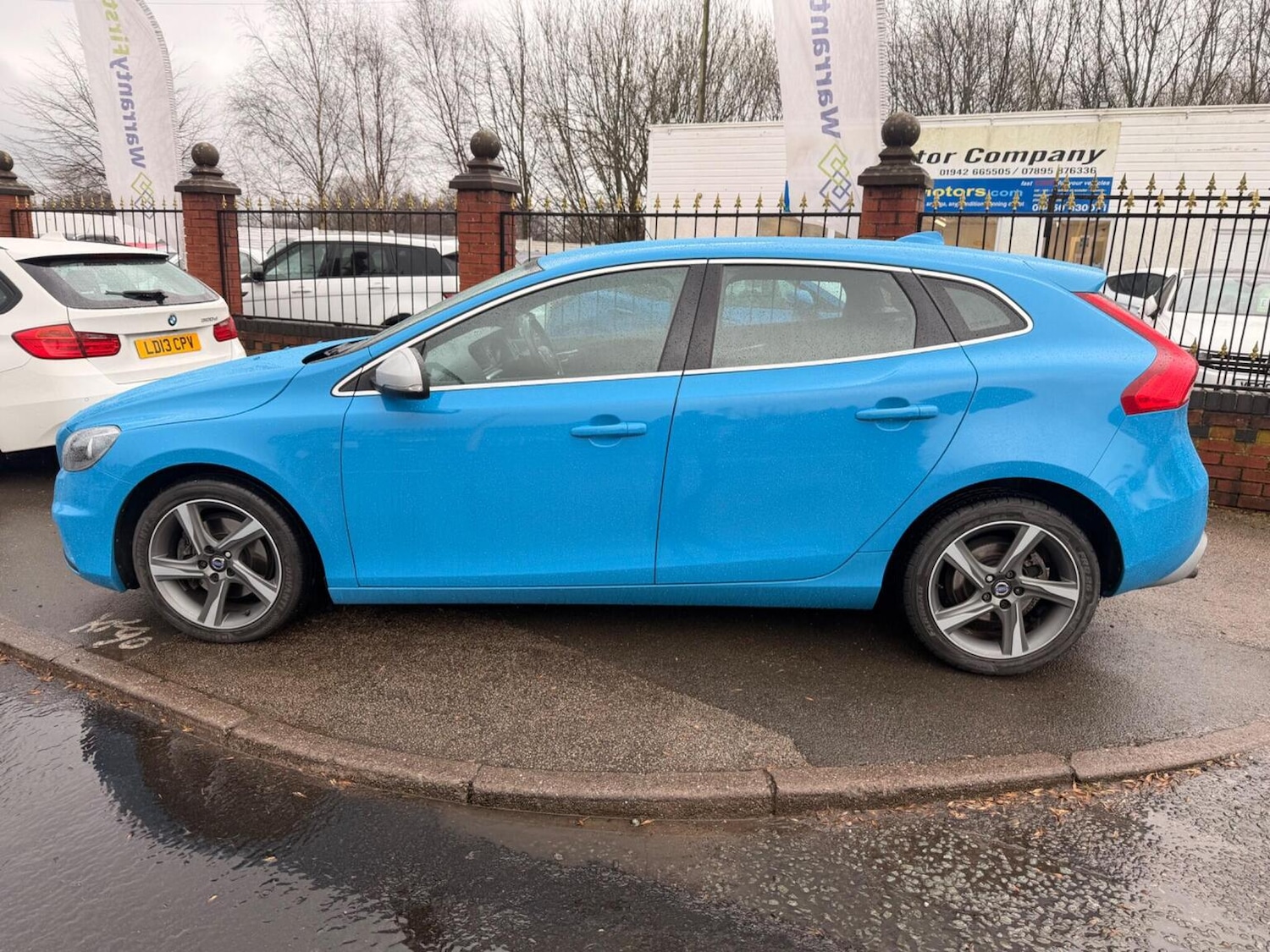 Used Volvo V40 2015 for sale - 77622376: Photo 9