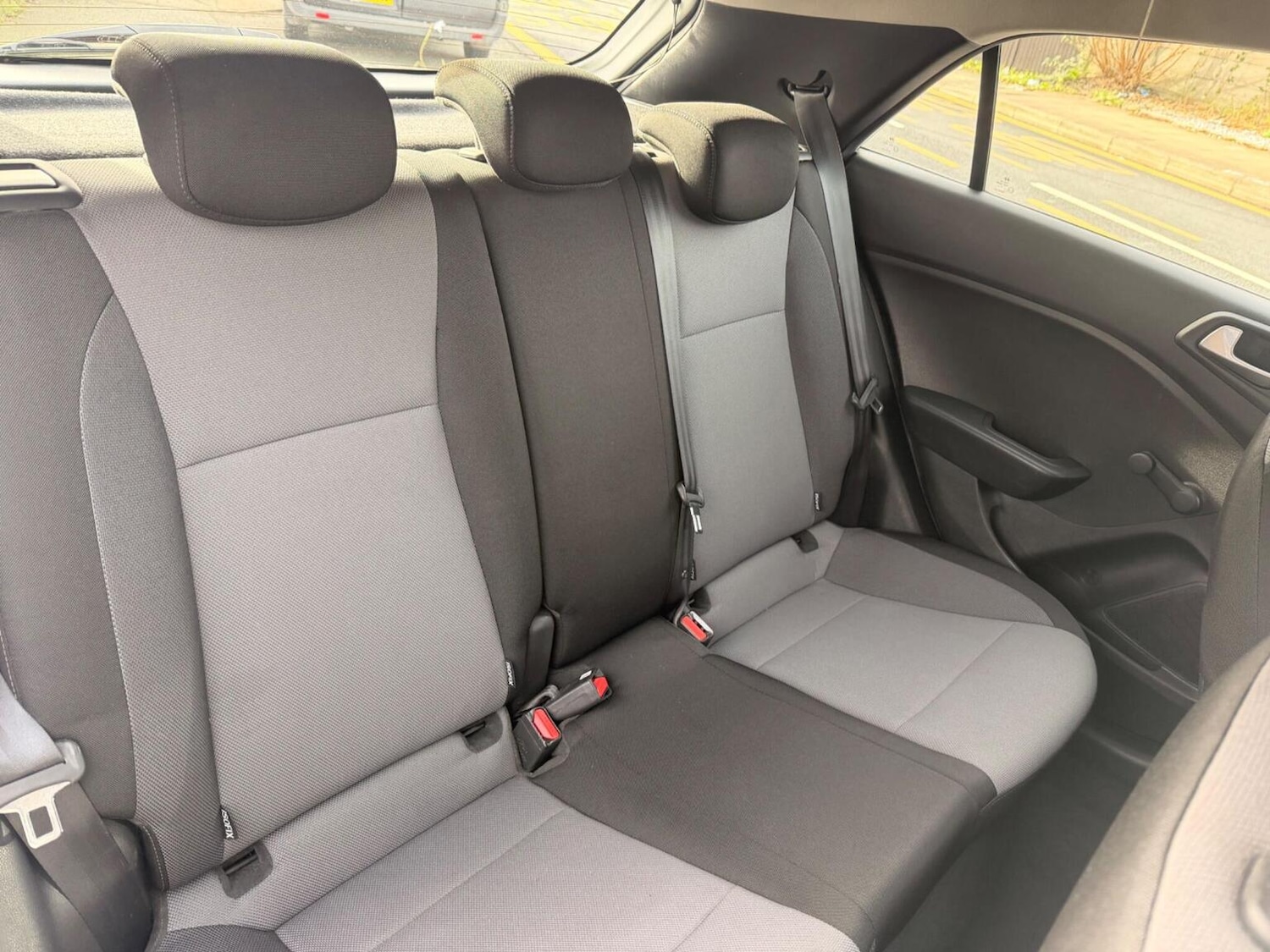 Used Hyundai i20 2019 for sale - 77572892: Photo 19