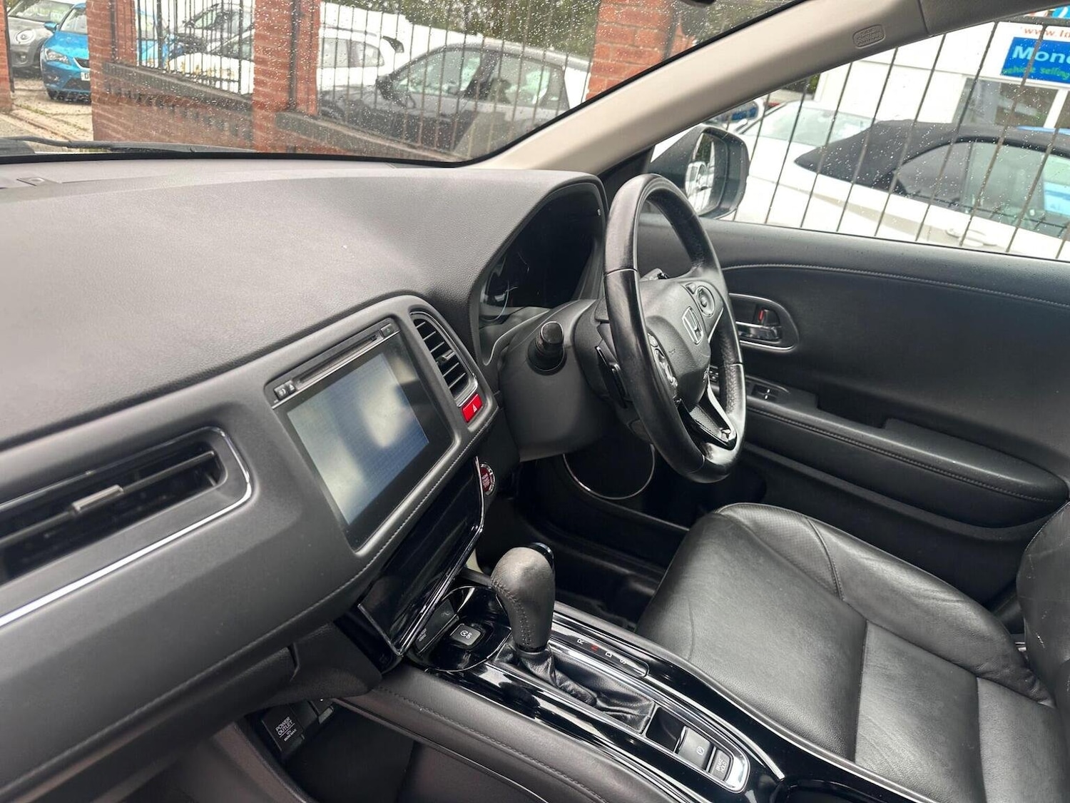 Used Honda HR-V 2016 for sale - 76817995: Photo 19