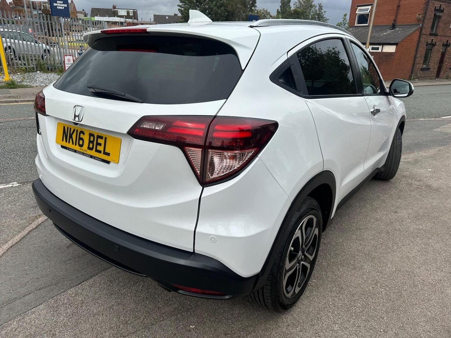 Used Honda HR-V 2016 for sale - 76817995: Photo 3