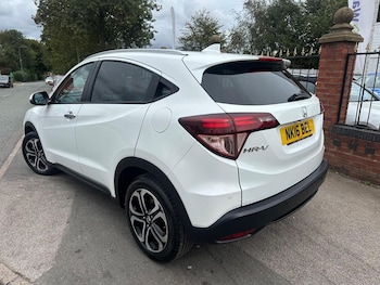 Used Honda HR-V 2016 for sale - 76817995: Photo