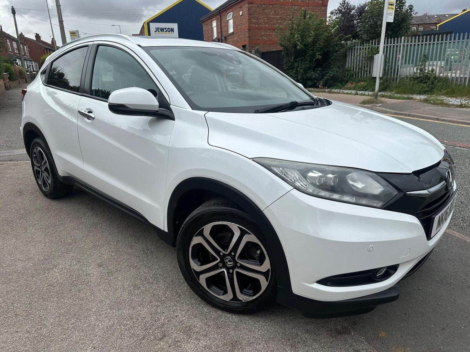 Used Honda HR-V 2016 for sale - 76817995: Photo 8