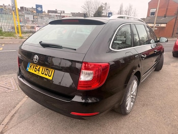 Used Skoda Superb 2014 for sale - 78070582: Photo