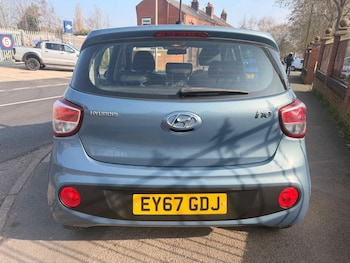 Used Hyundai i10 2017 for sale - 77973764: Photo