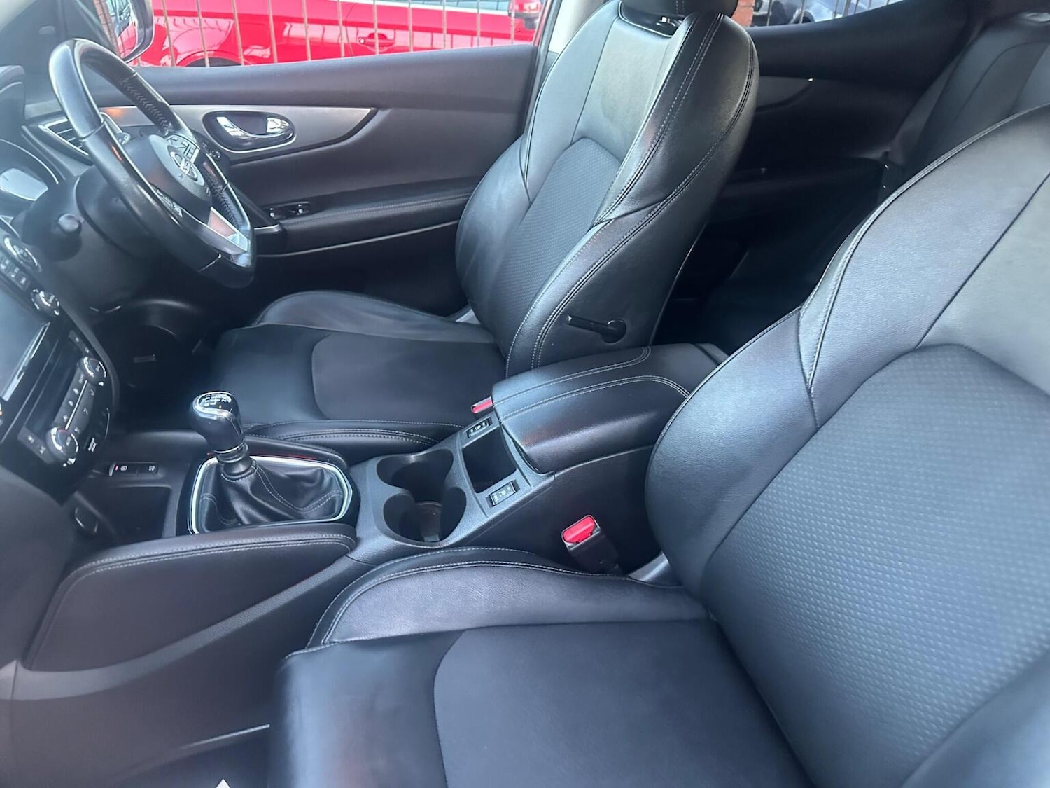 Used Nissan Qashqai 2017 for sale - 76924359: Photo 22