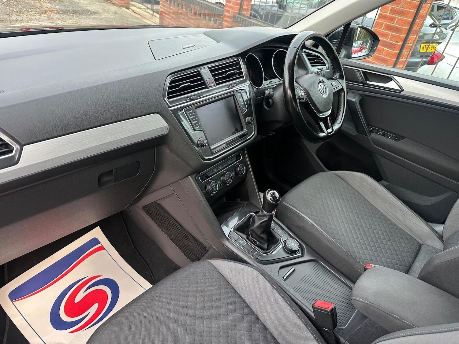 Used Volkswagen Tiguan 2017 for sale - 76817983: Photo 12