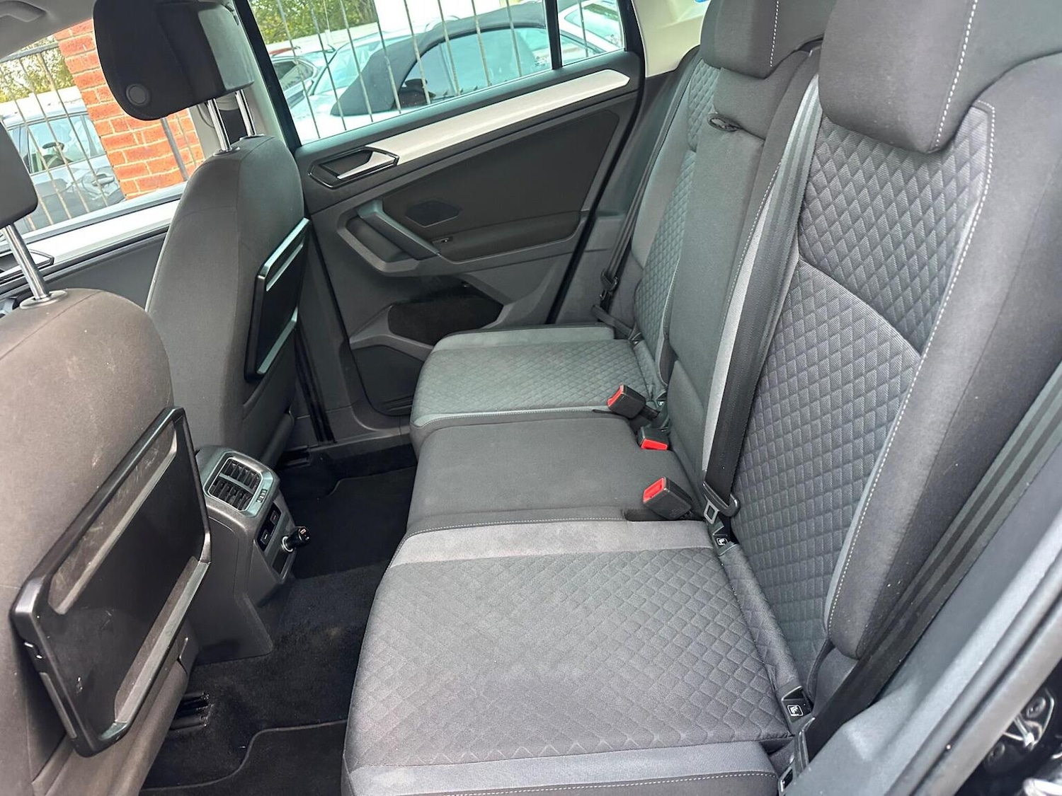 Used Volkswagen Tiguan 2017 for sale - 76817983: Photo 14