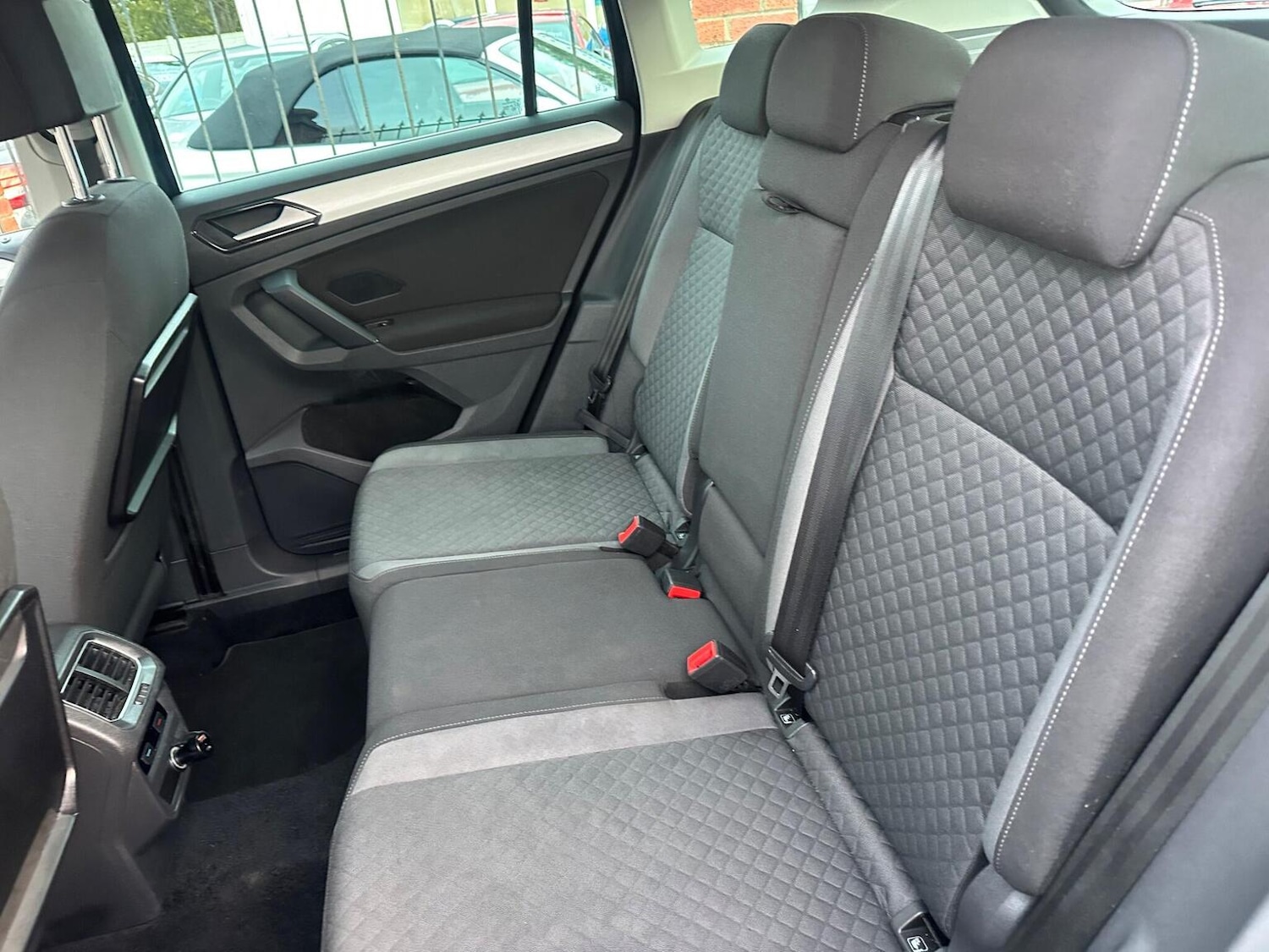 Used Volkswagen Tiguan 2017 for sale - 76817983: Photo 15