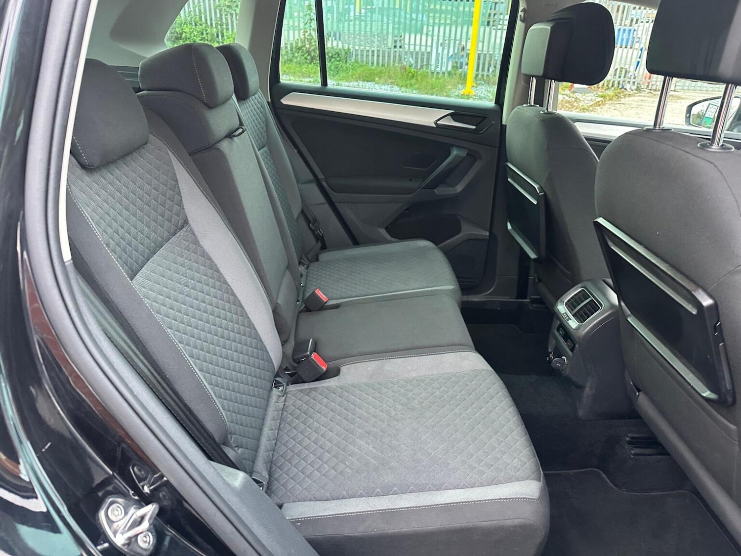 Used Volkswagen Tiguan 2017 for sale - 76817983: Photo 18