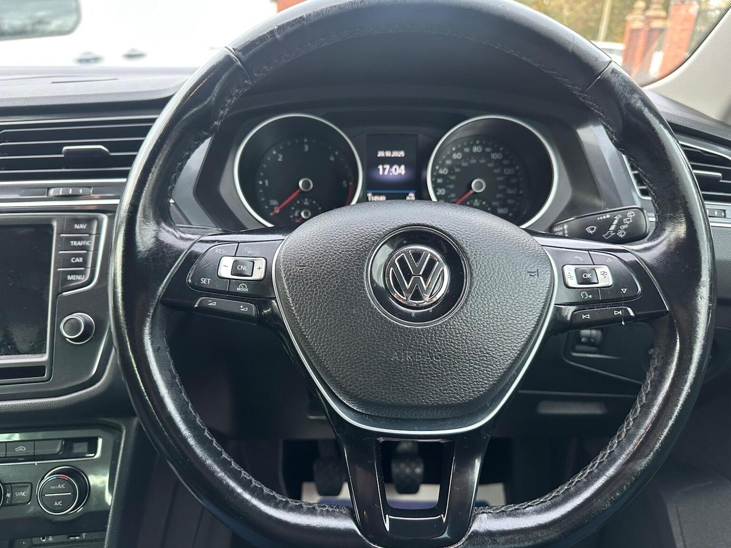 Used Volkswagen Tiguan 2017 for sale - 76817983: Photo 19