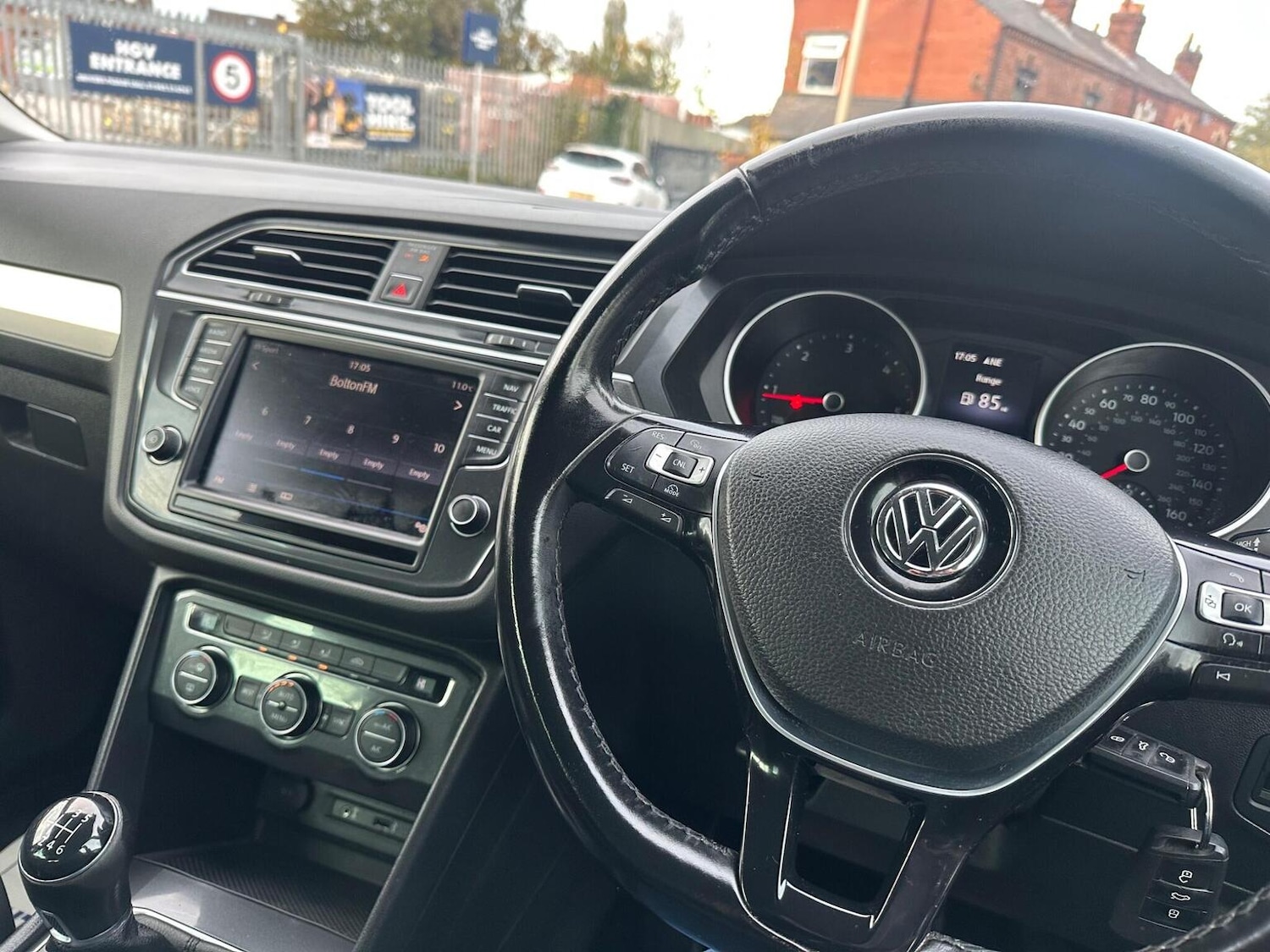 Used Volkswagen Tiguan 2017 for sale - 76817983: Photo 25