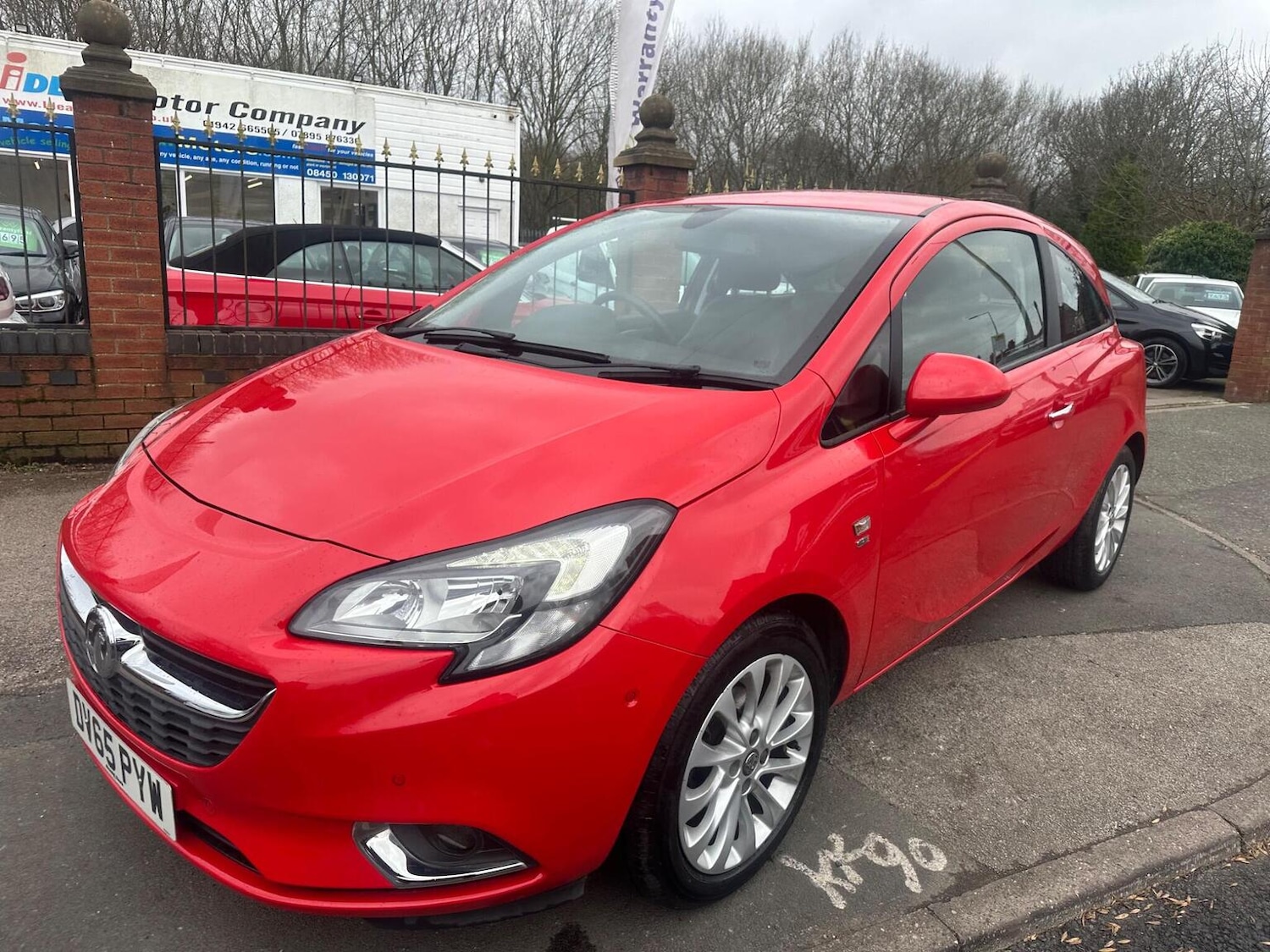 Used Vauxhall Corsa 2015 for sale - 77453034: Photo 2