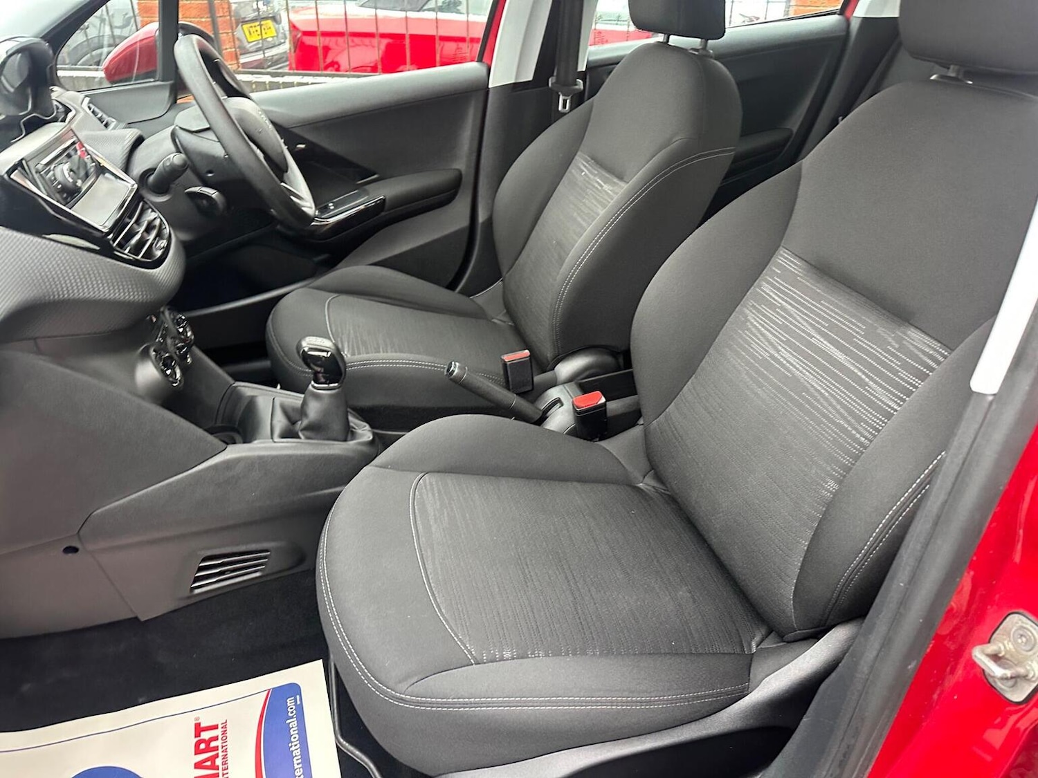 Used Peugeot 208 2016 for sale - 77118628: Photo 15