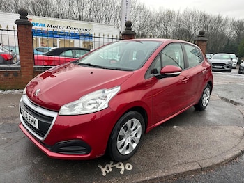 Used Peugeot 208 2016 for sale - 77118628: Photo