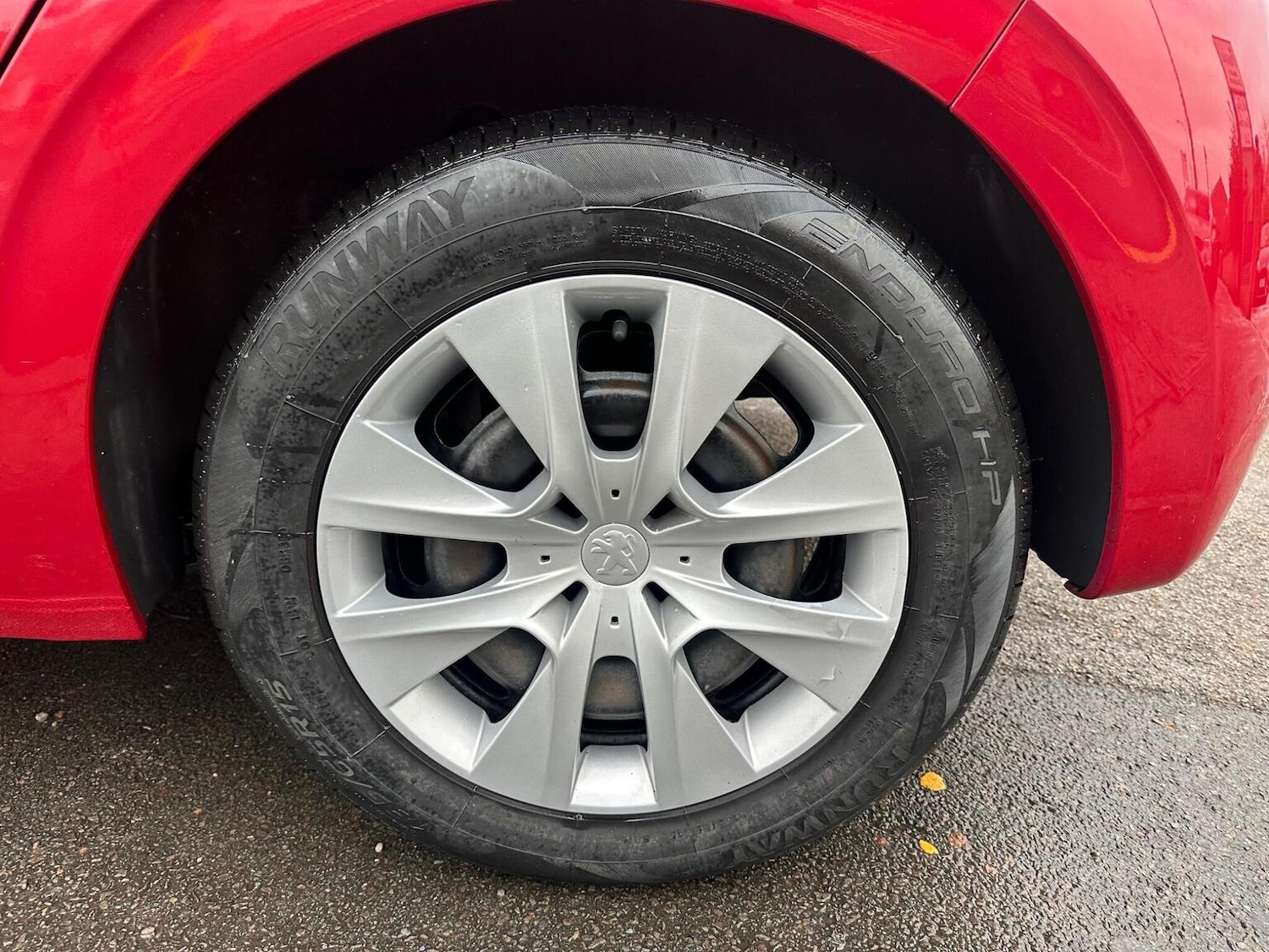 Used Peugeot 208 2016 for sale - 77118628: Photo 9