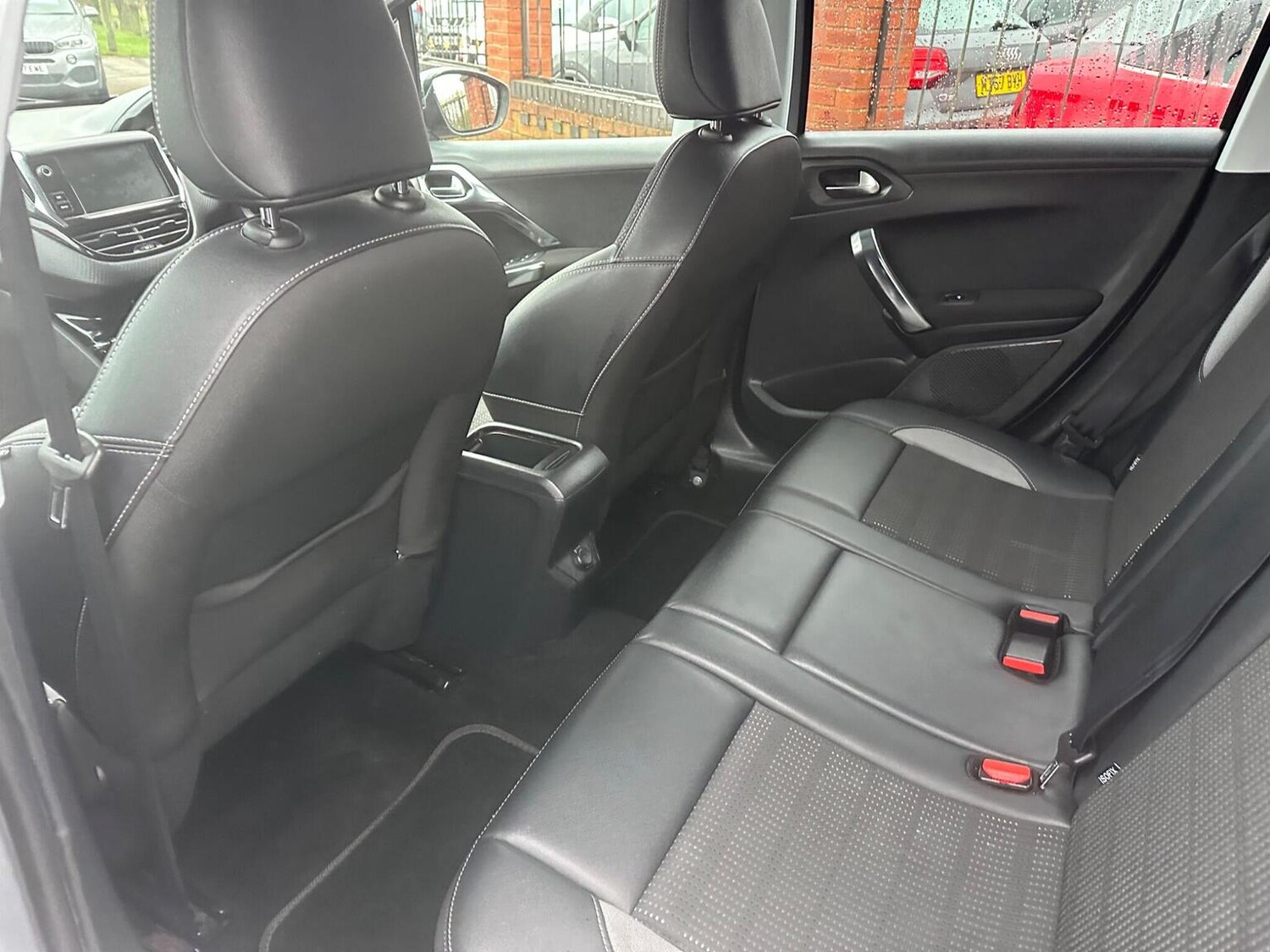 Used Peugeot 2008 2016 for sale - 76982716: Photo 16