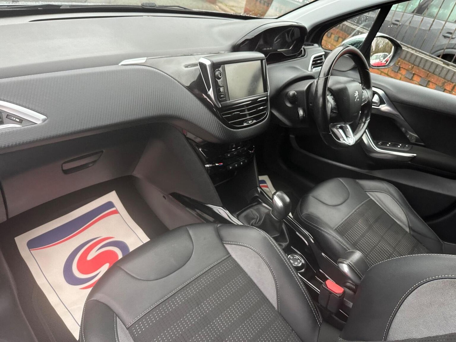 Used Peugeot 2008 2016 for sale - 76982716: Photo 17