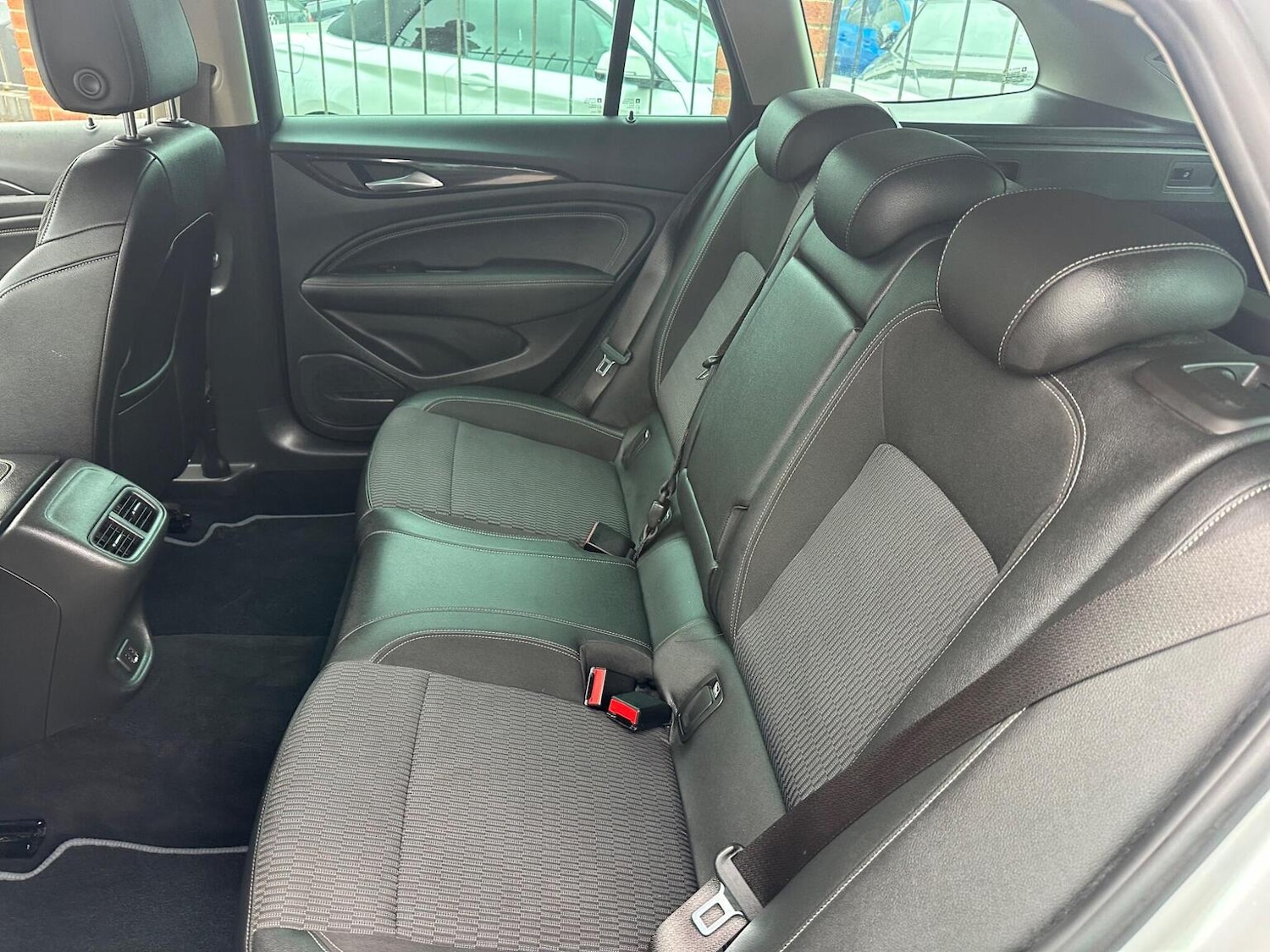 Used Vauxhall Insignia 2018 for sale - 76818005: Photo 15