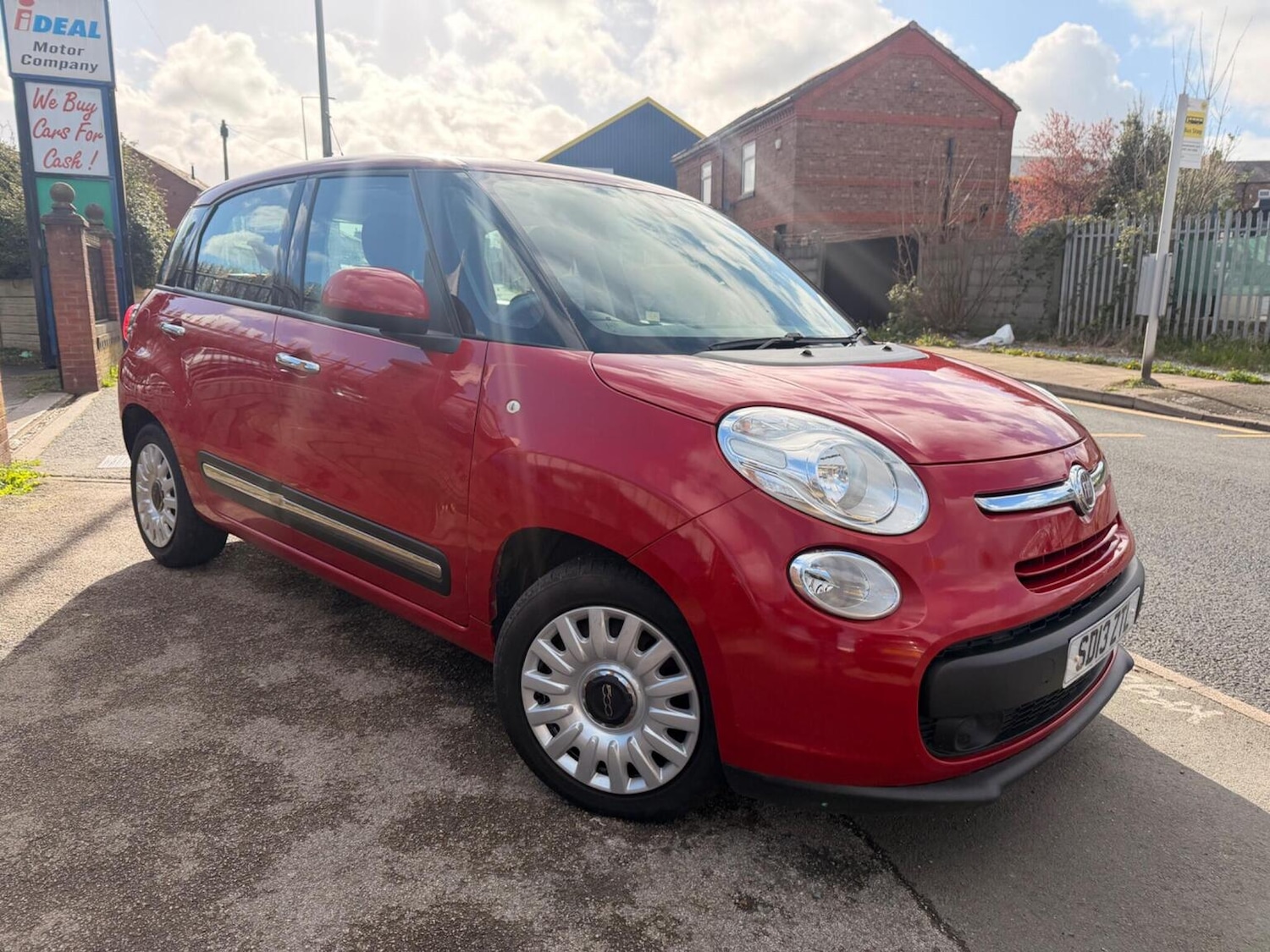 Used Fiat 500L 2013 for sale - 78057117: Photo 2