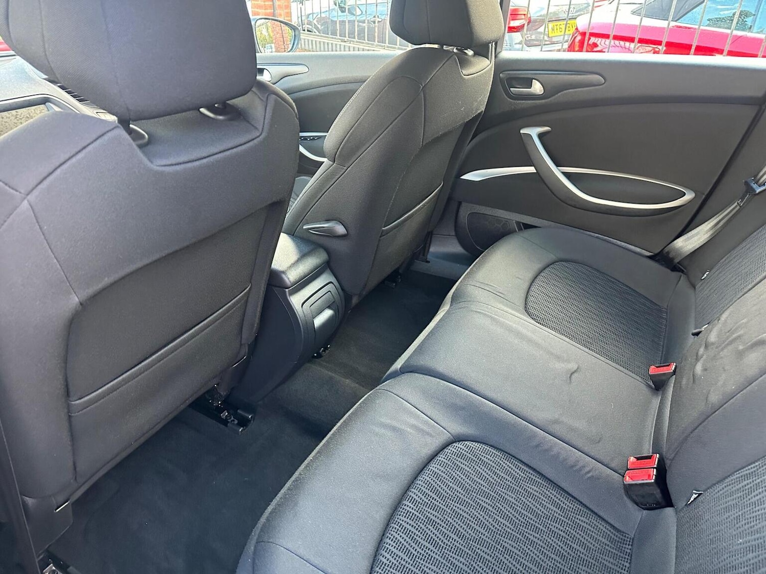 Used Citroen C5 2012 for sale - 76817981: Photo 17