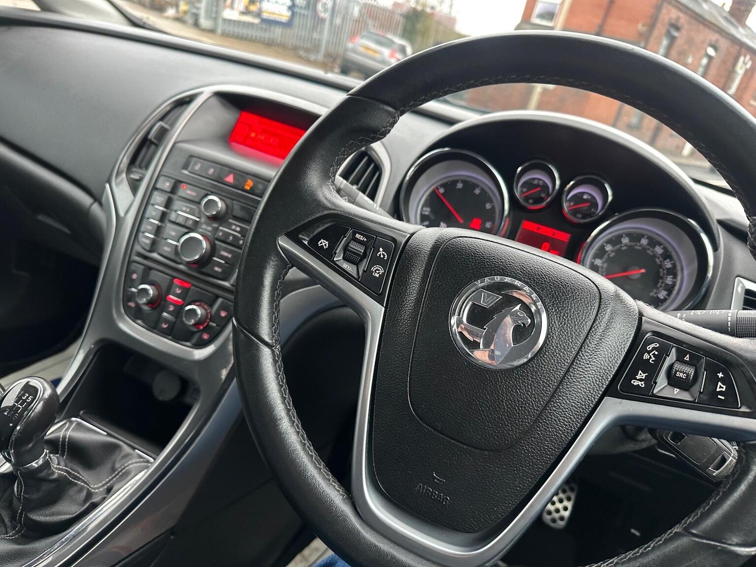 Used Vauxhall Astra 2012 for sale - 77251208: Photo 28