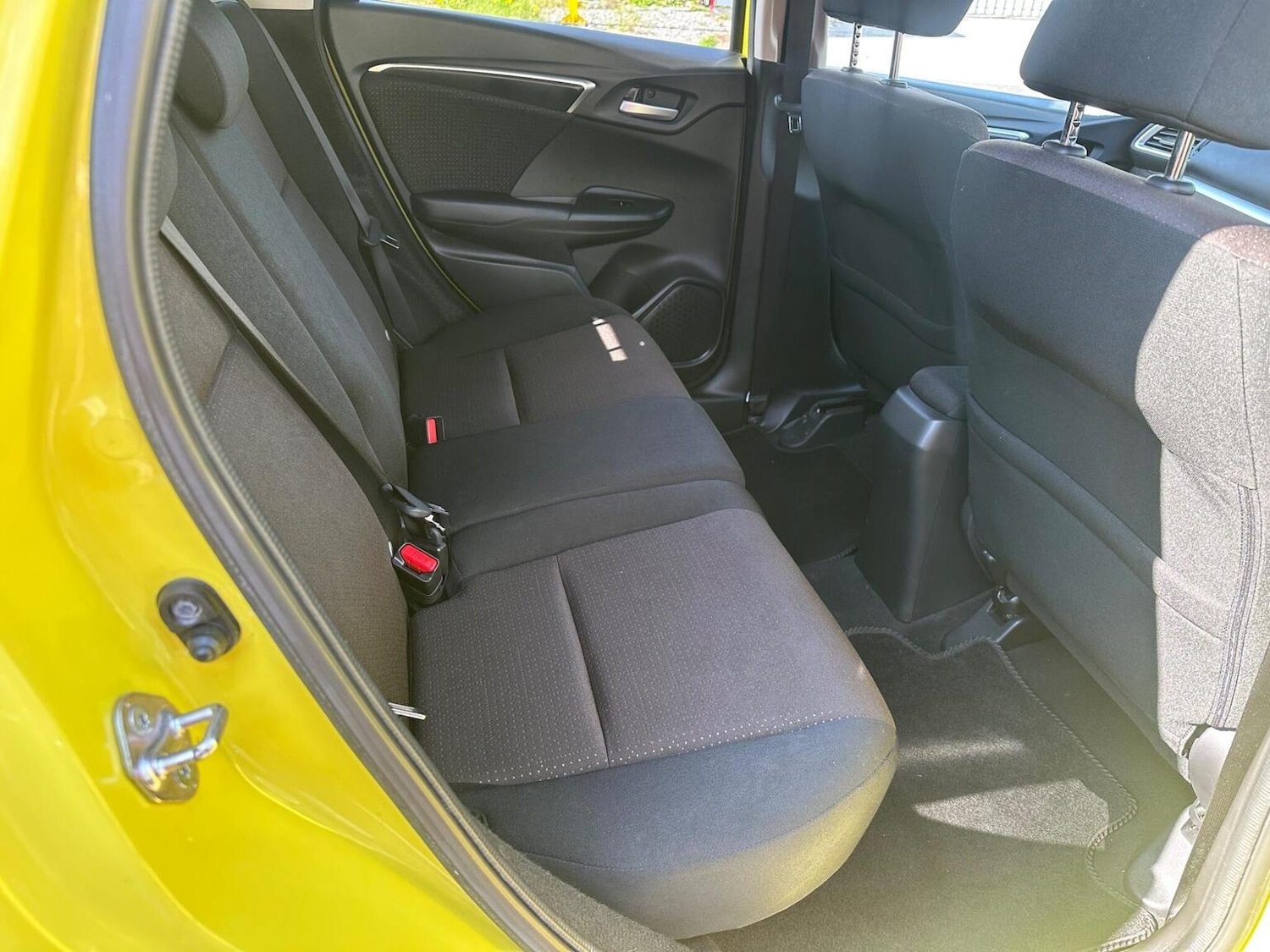 Used Honda Jazz 2015 for sale - 78112175: Photo 24