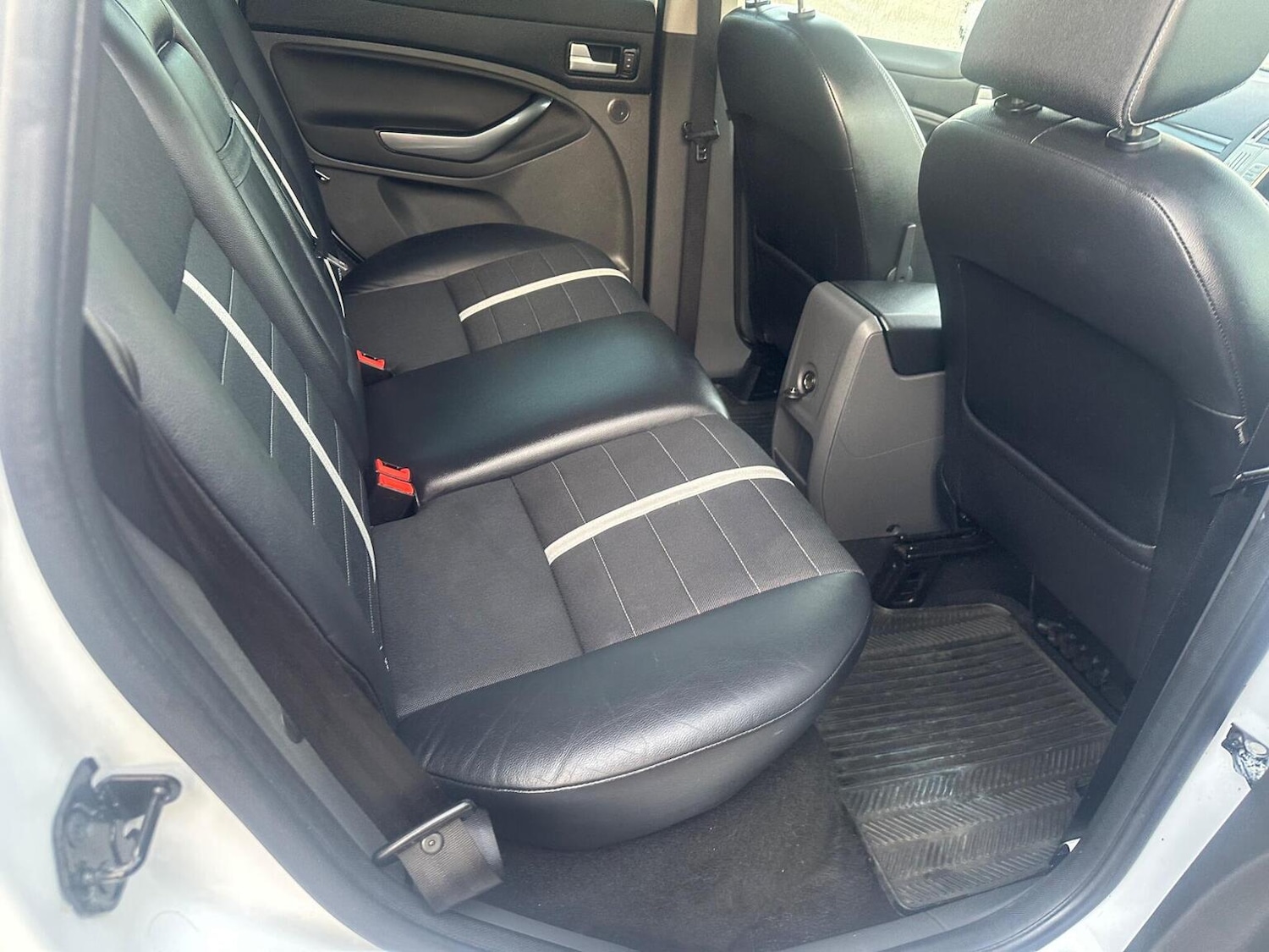 Used Ford Kuga 2012 for sale - 76896963: Photo 17