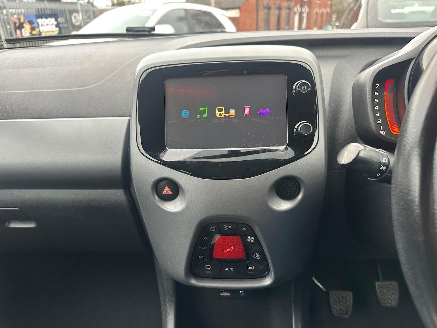 Used Toyota AYGO 2018 for sale - 77668530: Photo 21